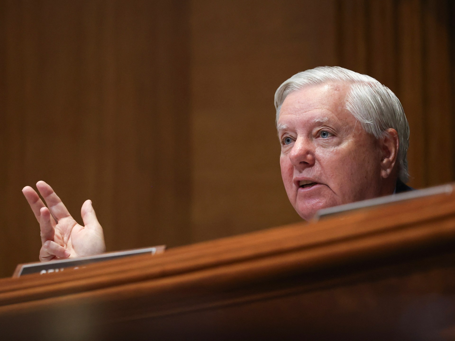 Senator Lindsey Graham membahas perang AS melawan Iran untuk kendali minyak