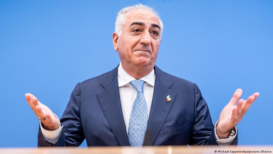 Apakah Bintang Politik Reza Pahlavi Memudar di Iran?